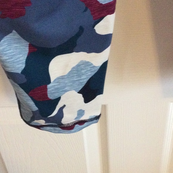 Old Navy Active Leggings Medium - Picture 4 of 7